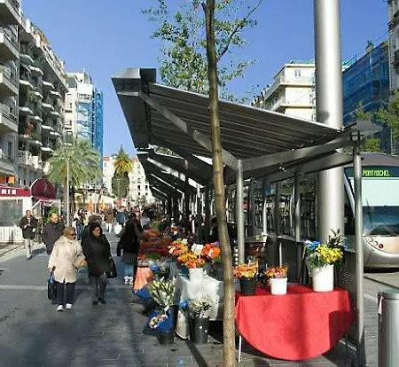 Lejlighed A Terrasse Ensoleillee & Parking A La Gare Du Sud Nice