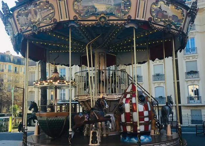 A Terrasse Ensoleillee & Parking A La Gare Du Sud